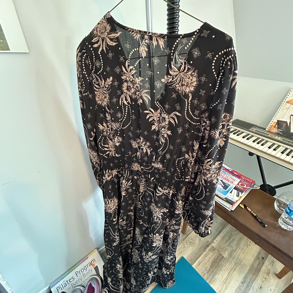 Black Floral Long Sleeve Women’s Dress